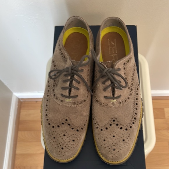 Cole Haan - Picture 5 of 7